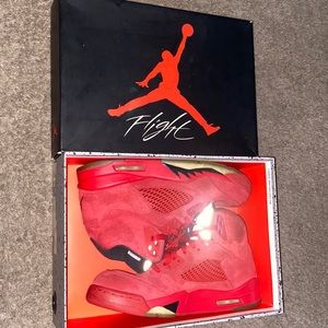 Air Jordan retro 5’s